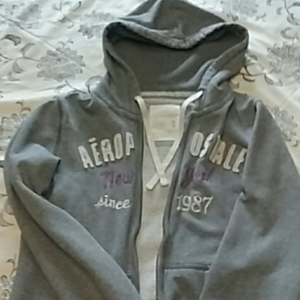 An Aeropostale Comfy sweater